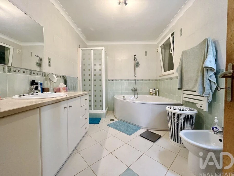 Quinta T4 para Venda em Bensafrim e Barão de São João Foto 15