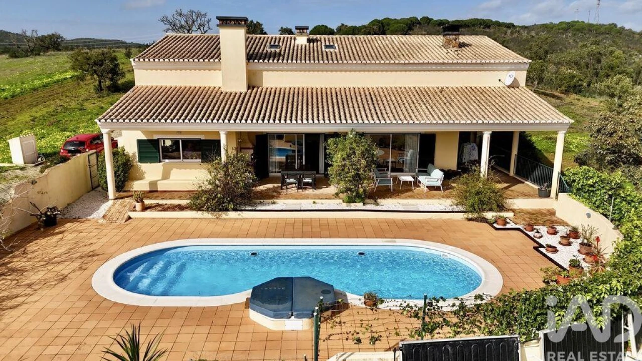 Quinta T4 para Venda em Bensafrim e Barão de São João Foto 3