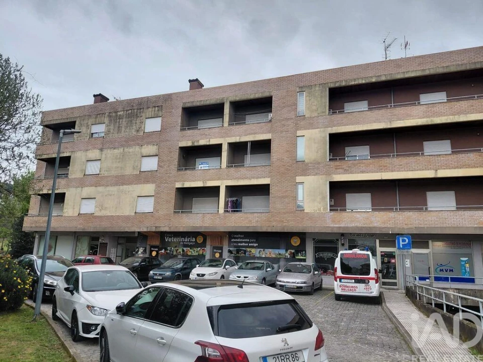Apartamento T2 para Venda em Castro Laboreiro e Lamas de Mouro Foto 2