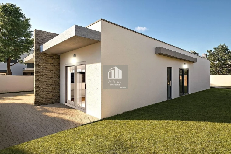 Moradia T4 para Venda em Fernao Ferro Foto 3