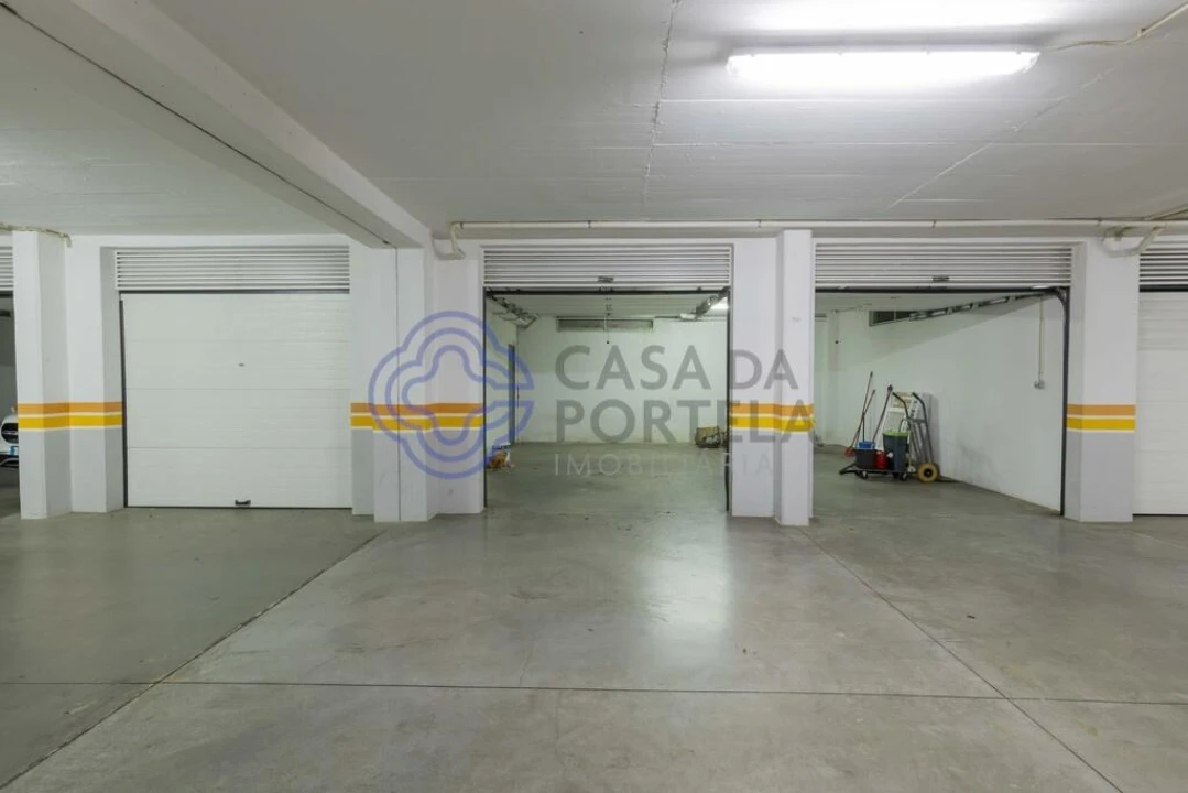 Apartamento T4 para Venda em Algés, Linda-A-Velha e Cruz Quebrada-Dafundo Foto 48