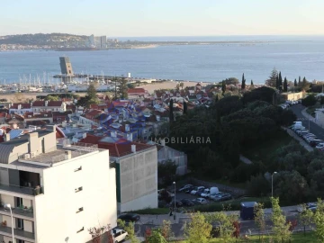 Apartamento T4 para Venda em Algés, Linda-A-Velha e Cruz Quebrada-Dafundo