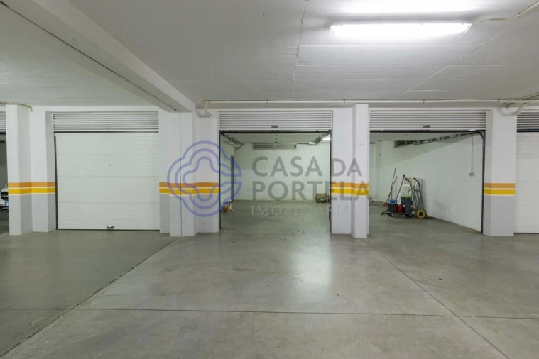 Apartamento T4 para Venda em Algés, Linda-A-Velha e Cruz Quebrada-Dafundo Foto 48