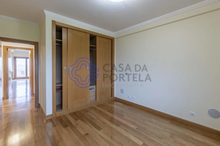 Apartamento T4 para Venda em Algés, Linda-A-Velha e Cruz Quebrada-Dafundo Foto 26