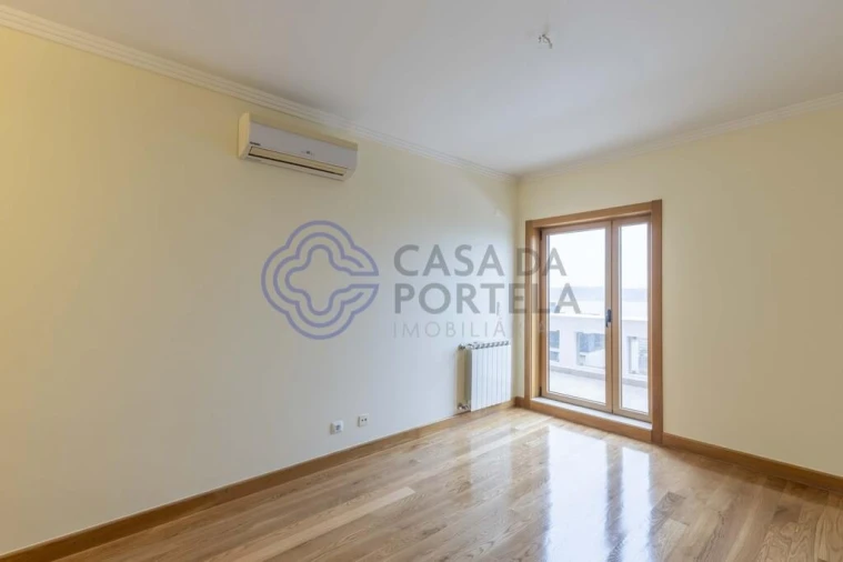 Apartamento T4 para Venda em Algés, Linda-A-Velha e Cruz Quebrada-Dafundo Foto 34