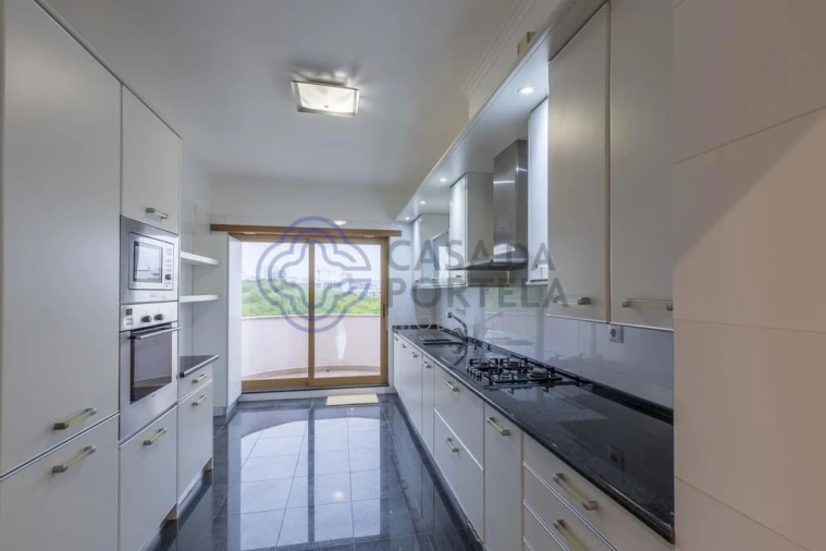 Apartamento T4 para Venda em Algés, Linda-A-Velha e Cruz Quebrada-Dafundo Foto 17