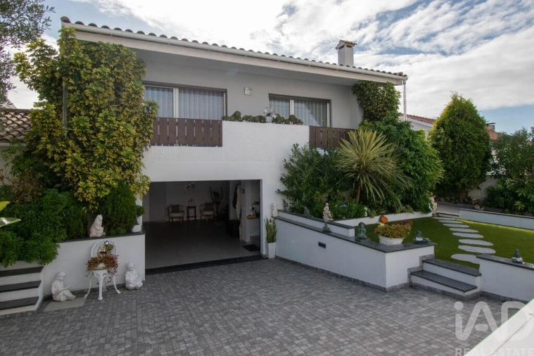 Moradia T3 para Venda em Vieira de Leiria Foto 35