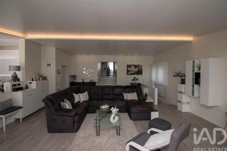 Moradia T3 para Venda em Vieira de Leiria Foto 5