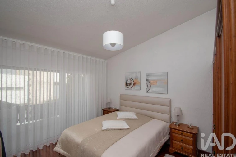 Moradia T3 para Venda em Vieira de Leiria Foto 12