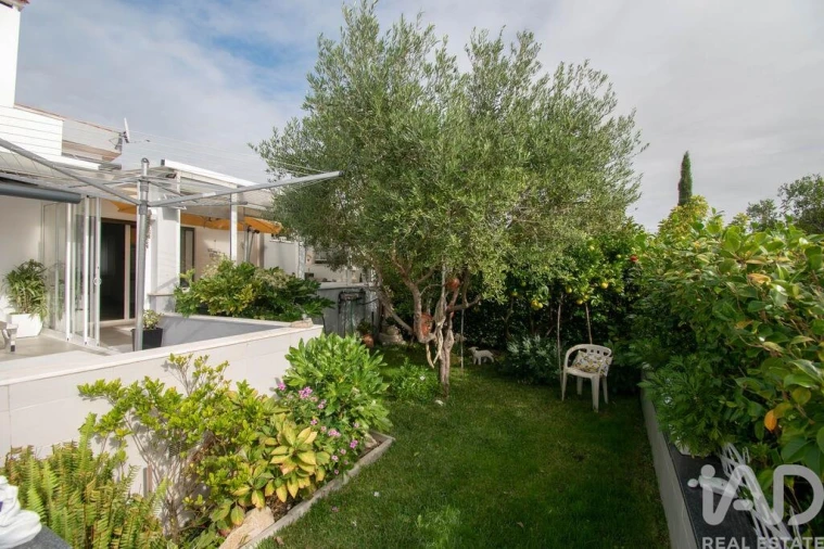 Moradia T3 para Venda em Vieira de Leiria Foto 21