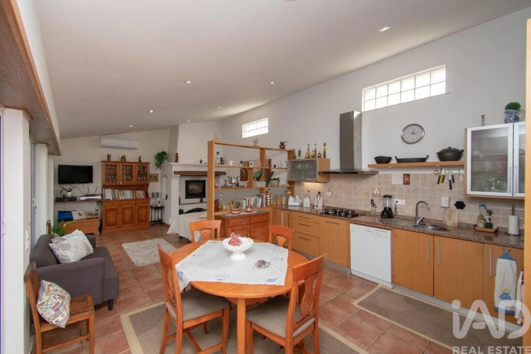 Moradia T3 para Venda em Vieira de Leiria Foto 27