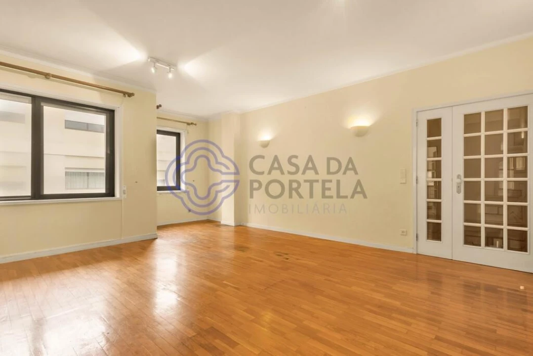 Apartamento T3 para Venda em Aldoar, Foz do Douro e Nevogilde Foto 16