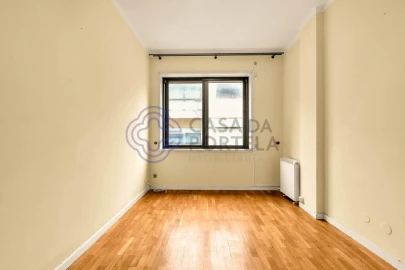 Apartamento T3 para Venda em Aldoar, Foz do Douro e Nevogilde