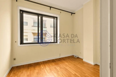 Apartamento T3 para Venda em Aldoar, Foz do Douro e Nevogilde