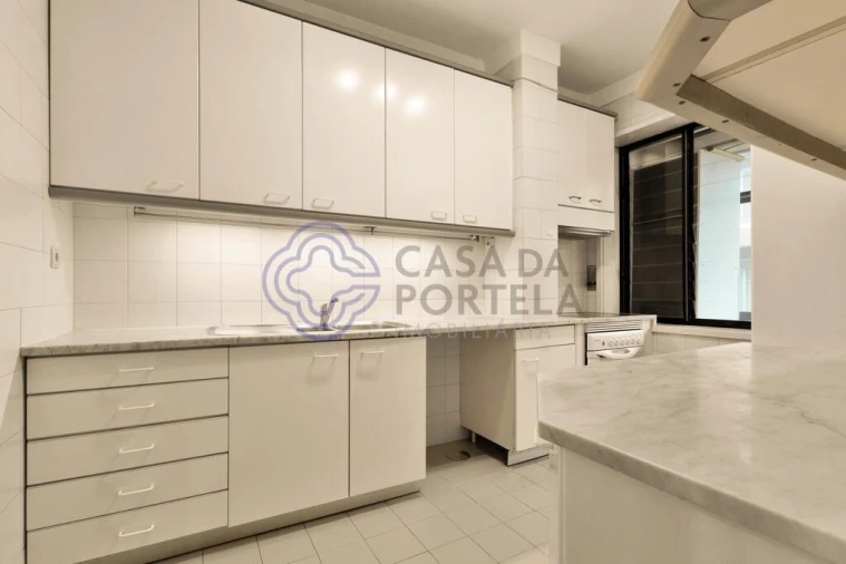 Apartamento T3 para Venda em Aldoar, Foz do Douro e Nevogilde Foto 18