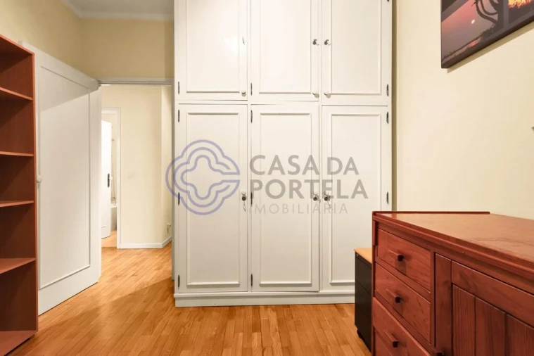 Apartamento T3 para Venda em Aldoar, Foz do Douro e Nevogilde Foto 3