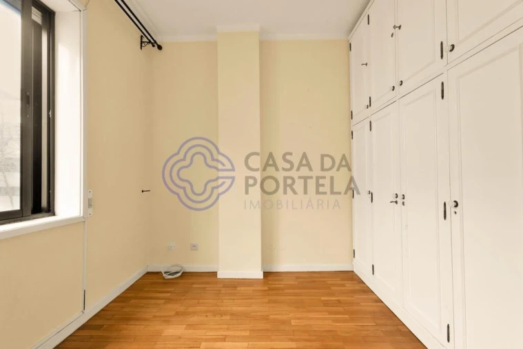 Apartamento T3 para Venda em Aldoar, Foz do Douro e Nevogilde Foto 5