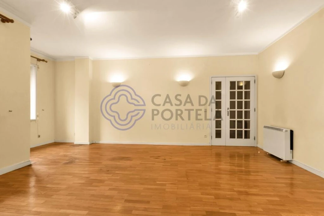 Apartamento T3 para Venda em Aldoar, Foz do Douro e Nevogilde Foto 17