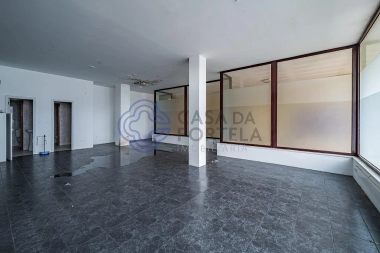 Escritório para Arrendamento em São Mamede de Infesta e Senhora da Hora Foto 4