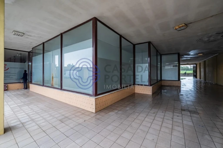 Escritório para Arrendamento em São Mamede de Infesta e Senhora da Hora Foto 1