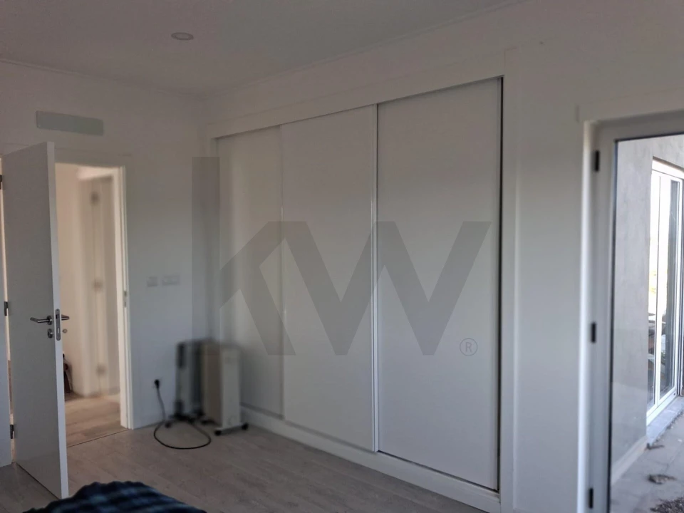 Moradia T3 para Venda em Abitureiras Foto 19