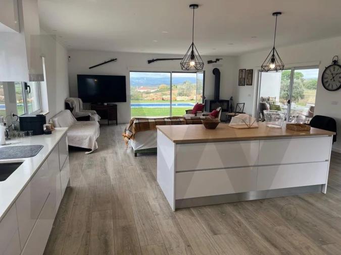 Moradia T3 para Venda em Abitureiras Foto 7