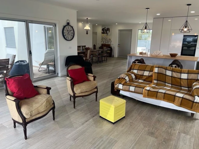 Moradia T3 para Venda em Abitureiras Foto 6