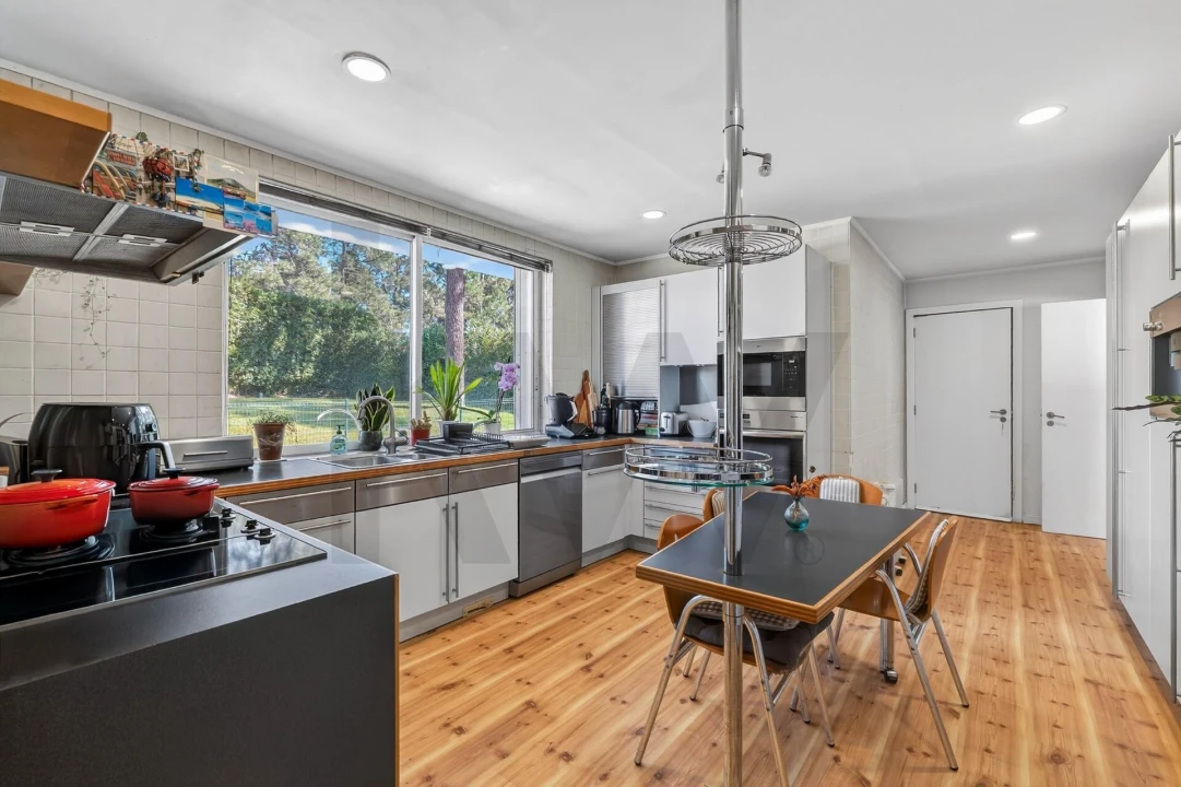 Moradia T4 para Venda em Charneca de Caparica e Sobreda Foto 13