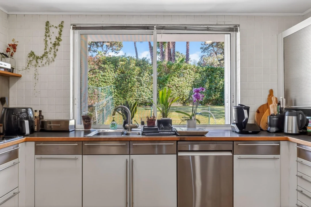 Moradia T4 para Venda em Charneca de Caparica e Sobreda Foto 16