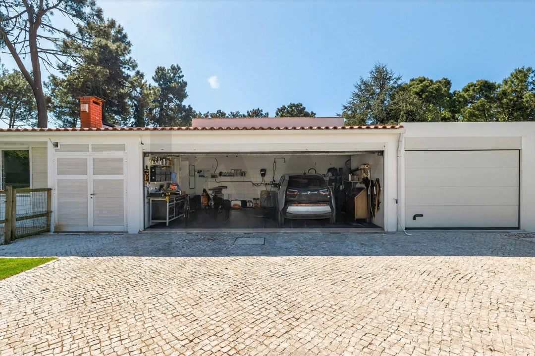 Moradia T4 para Venda em Charneca de Caparica e Sobreda Foto 41