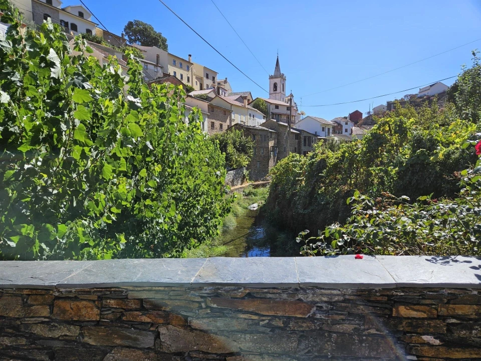 Moradia T3 para Venda em Sobral de São Miguel Foto 38