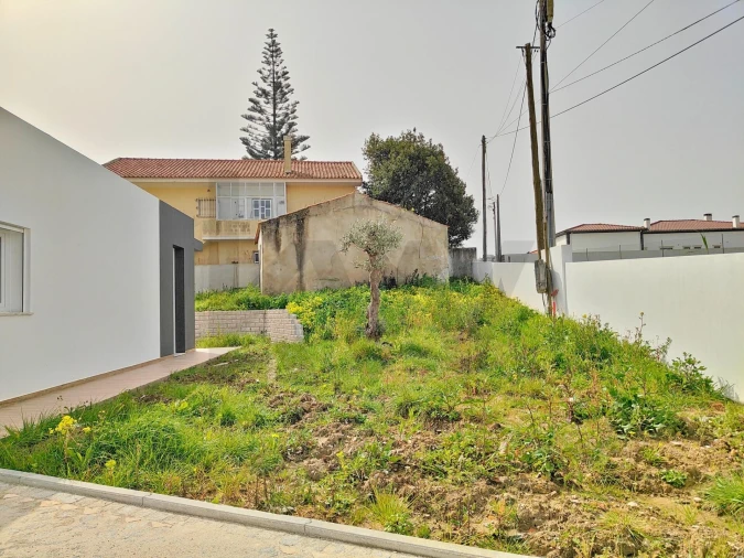 Moradia T3 para Venda em Caldas da Rainha - Santo Onofre e Serra do Bouro Foto 17