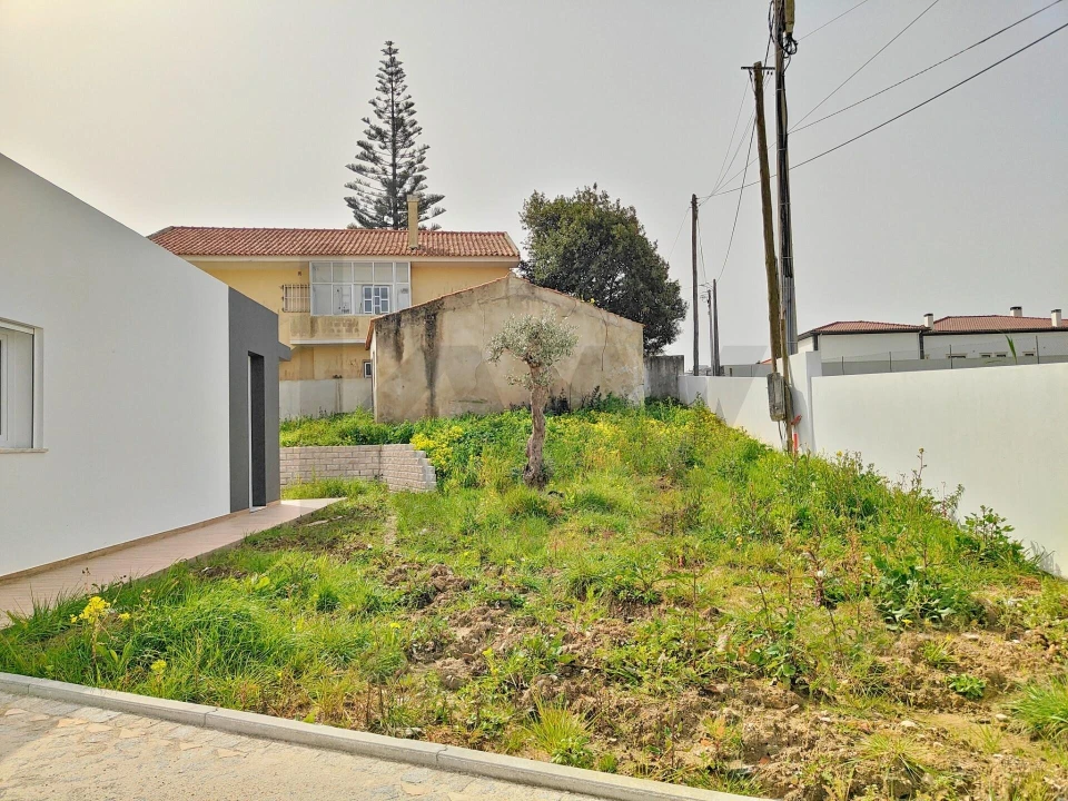 Moradia T3 para Venda em Caldas da Rainha - Santo Onofre e Serra do Bouro Foto 17