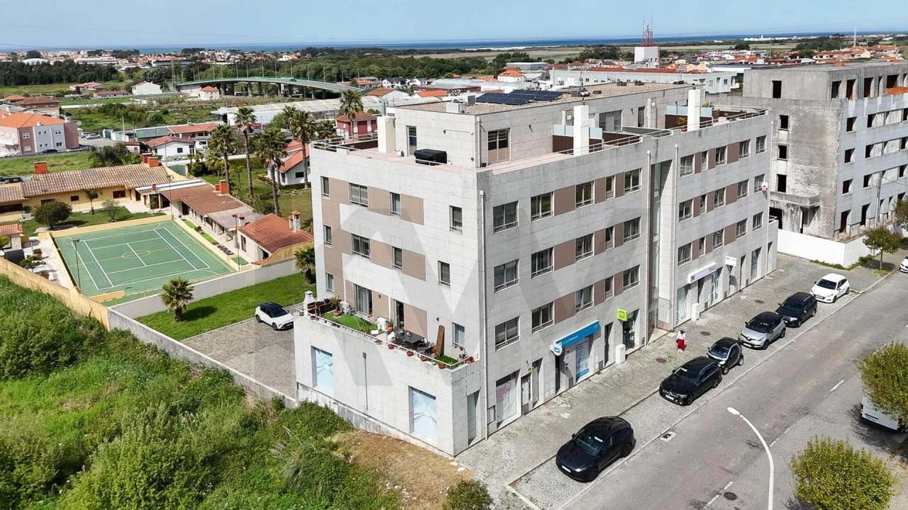 Apartamento T3 para Venda em Esmoriz Foto 24