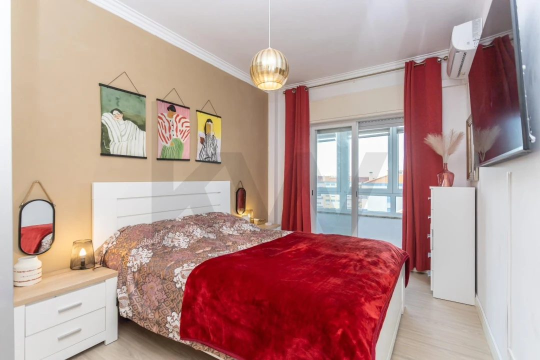 Apartamento T2 para Venda em Amora Foto 24