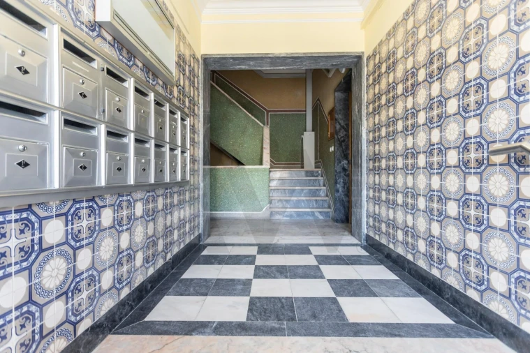 Apartamento T2 para Venda em Amora Foto 5