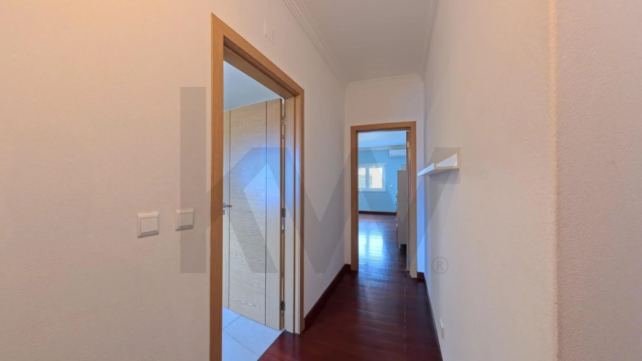 Moradia T4 para Arrendamento em Mafra Foto 29