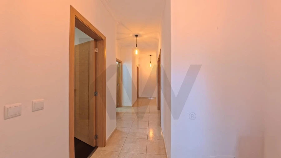 Moradia T4 para Arrendamento em Mafra Foto 26