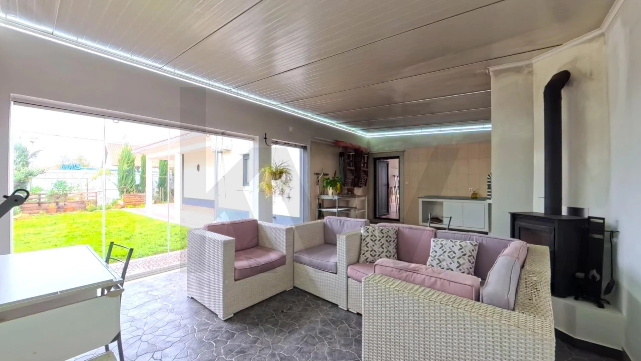 Moradia T4 para Arrendamento em Mafra Foto 14