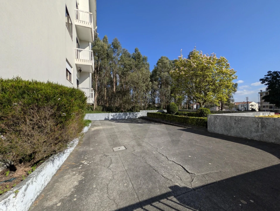 Apartamento T2 para Venda em Rio Tinto Foto 30