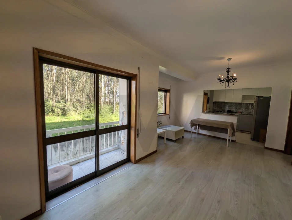 Apartamento T2 para Venda em Rio Tinto Foto 2