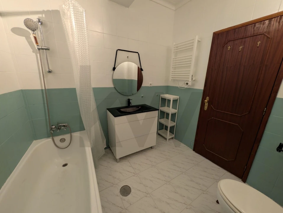 Apartamento T2 para Venda em Rio Tinto Foto 25