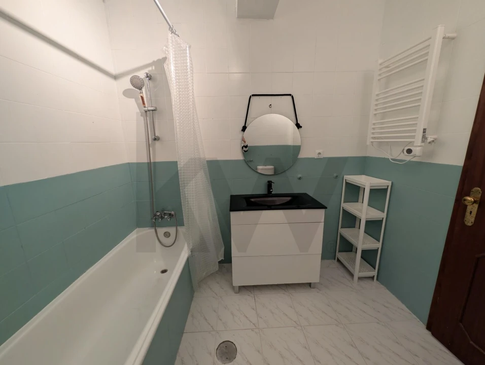 Apartamento T2 para Venda em Rio Tinto Foto 26