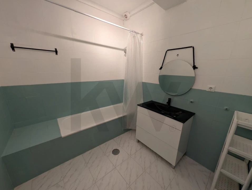 Apartamento T2 para Venda em Rio Tinto Foto 27