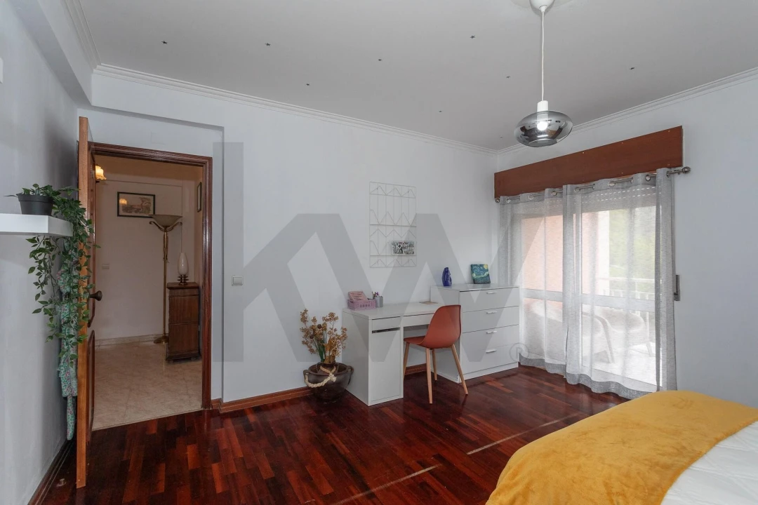 Apartamento T2 para Venda em Queluz e Belas Foto 18