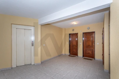 Apartamento T2 para Venda em Queluz e Belas