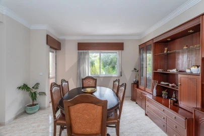 Apartamento T2 para Venda em Queluz e Belas