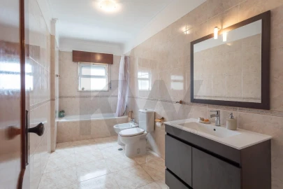 Apartamento T2 para Venda em Queluz e Belas