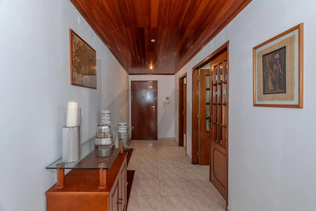 Apartamento T2 para Venda em Queluz e Belas Foto 9