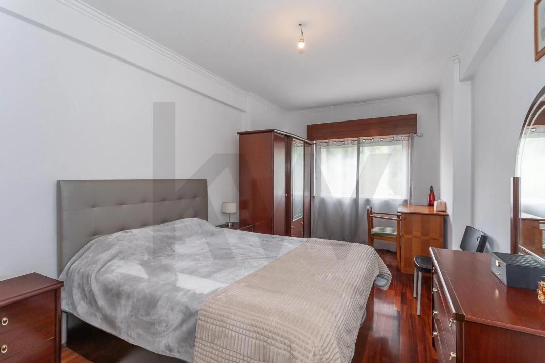 Apartamento T2 para Venda em Queluz e Belas Foto 13